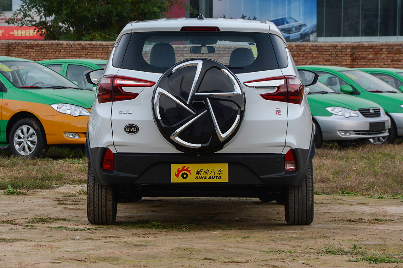 2017款比亚迪元1.5L手动酷炫时尚型