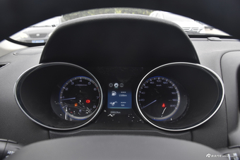 2017款风神AX4 1.6L手动潮尚型