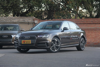 2017款奥迪A4L 2.0T自动40TFSI运动型