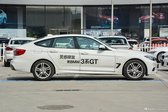 2018款宝马3系GT 2.0L自动320i M运动型