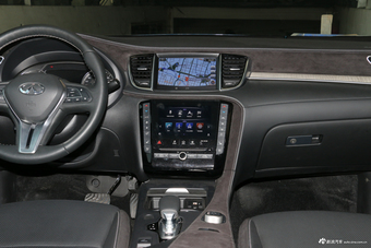 2018款英菲尼迪QX50 2.0T自动四驱豪华版