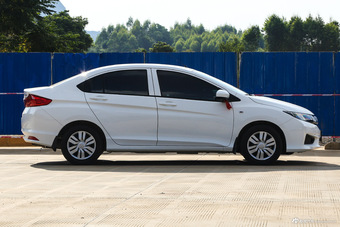 2015款锋范 1.5LCVT舒适版