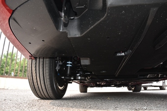 2018款雷凌185T自动尊贵版