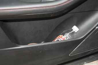 2015款 宝骏560 1.8L手动精英型