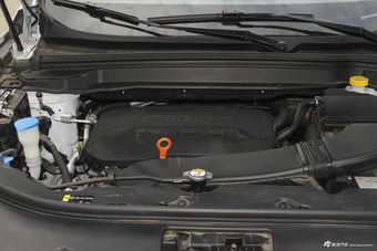 2018款哈弗H4 1.3T自动时尚型红标 