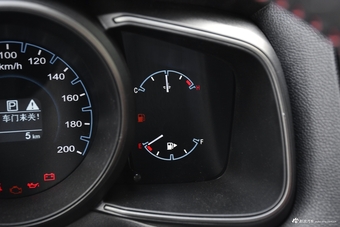 2017款长安CX70 1.5T自动尊擎版