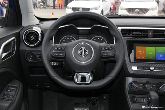 2017款名爵ZS 1.5L自动豪华版