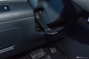 2016款领动 1.6L自动智炫豪华型 