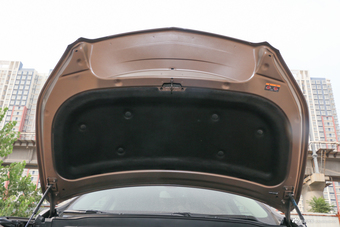 2018款昂科威2.0T自动全能运动旗舰型28T