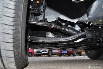 2017款现代全新胜达 2.0T 自动两驱智能型 7座