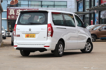 2018款风行F600L 2.0L手动舒适型