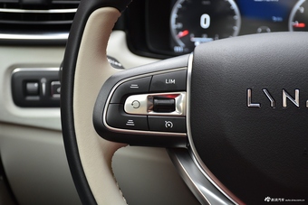 2018款领克02 1.5T两驱