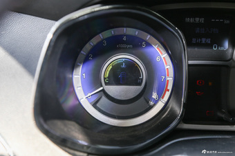 2015款瑞风S5 1.5T自动精英型