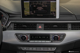 2017款奥迪A4 allroad 2.0T自动 45TFSI quattro运动型