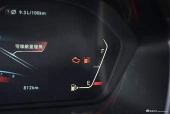 2017款北汽威望 M50f 1.3T手动豪华型（红）