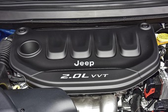 2016款自由光2.0L自动优越版 深海蓝