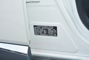 2017款楼兰2.5L自动XL NAVI Plus两驱智领版