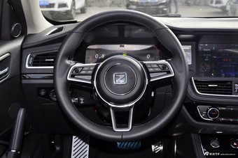 2016款众泰T600 2.0T自动尊贵型运动版