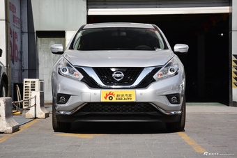 2017款楼兰2.5L自动XL两驱智尚版 