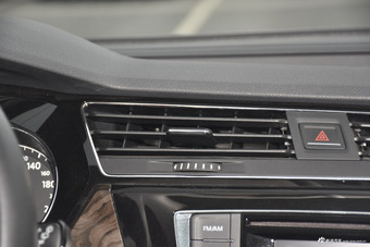  2016款途安L 1.4T自动豪华版280TSI 