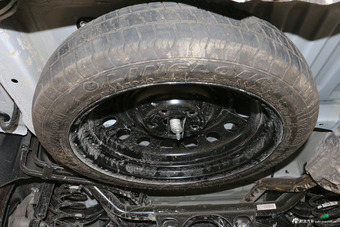 2018款瑞虎8 1.5T自动尊贵型 5座