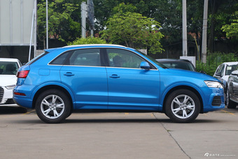 2017款奥迪Q3 2.0T自动35 TFSI时尚型 