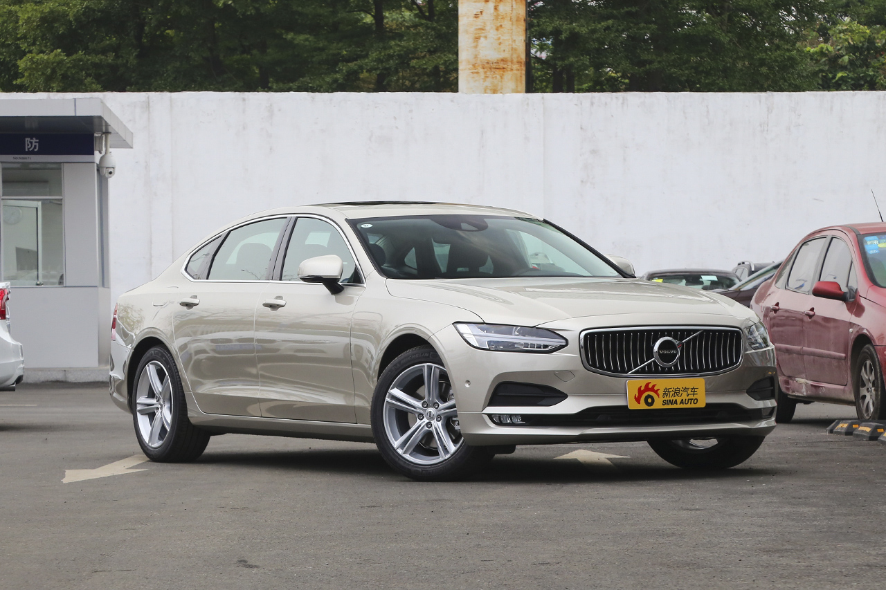 2018款沃尔沃S90 2.0T自动T4智远版