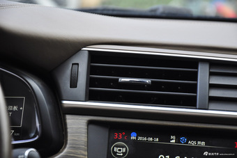 2015款DS 5LS 1.6T自动60周年限量版THP160