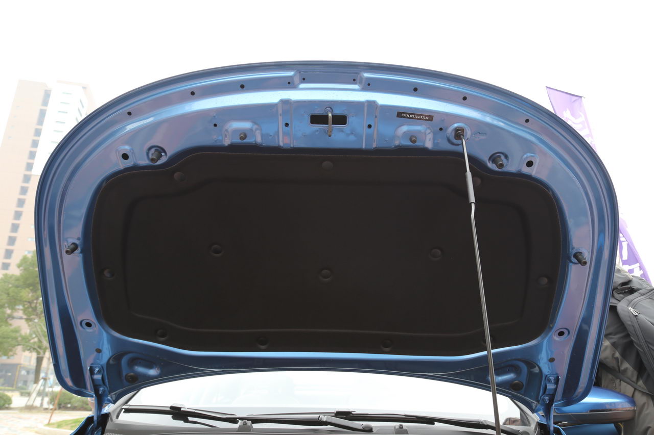 2017款荣威i6 1.0T互联网吞享版16T