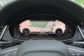 2018款奥迪Q5L 2.0T自动45 TFSI尊享风雅型