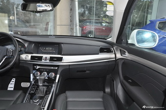 2017款哈弗H7 2.0T自动尊贵型红标