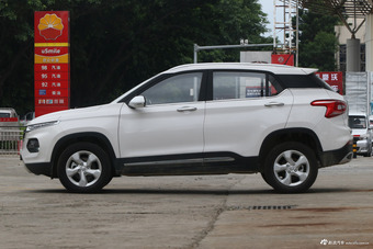 2017款宝骏510 1.5L自动时尚型