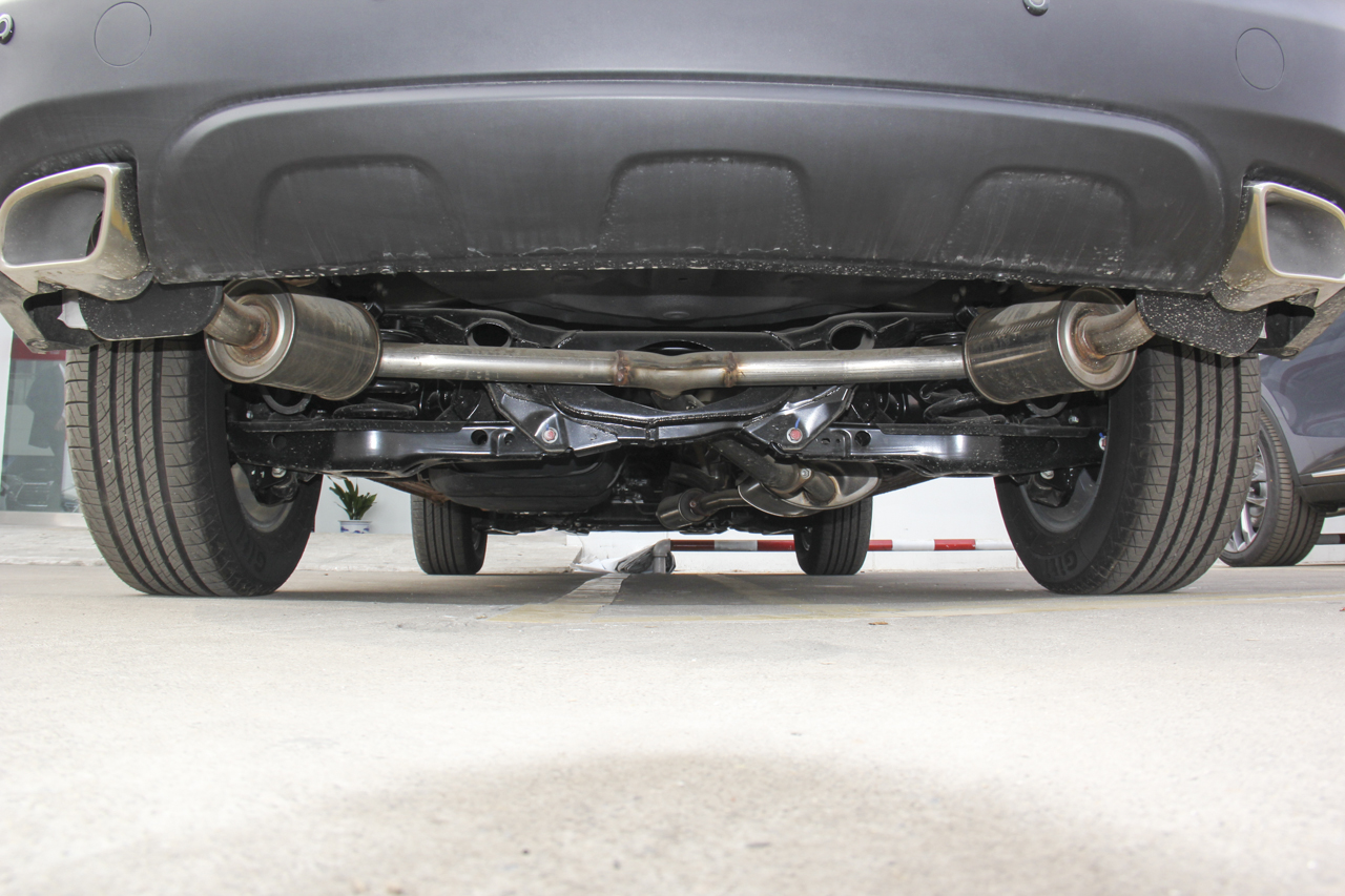 2018款比亚迪宋1.5TI手动智联进享型