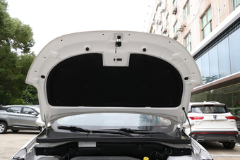 2017款宝骏510 1.5L自动时尚型