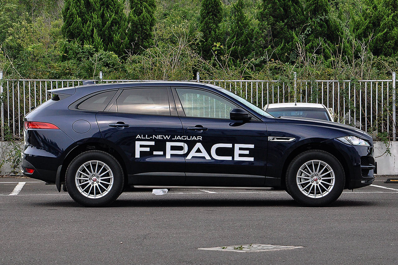 2018款捷豹F-PACE 2.0T自动四驱都市尊享版