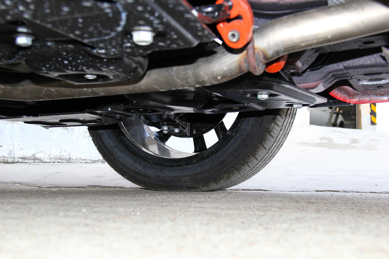 2018款荣威RX3 1.3T自动互联网智尊版