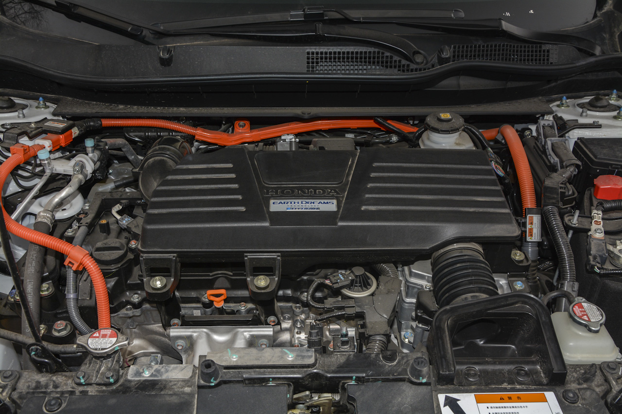 2017款CR-V混动 2.0L自动净致版