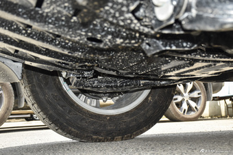 2016款撼路者2.0T自动两驱豪华版汽油