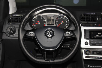 2016款POLO 1.6L自动Cross