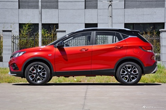 2017款东南DX3 SRG 1.5T手动旗舰型