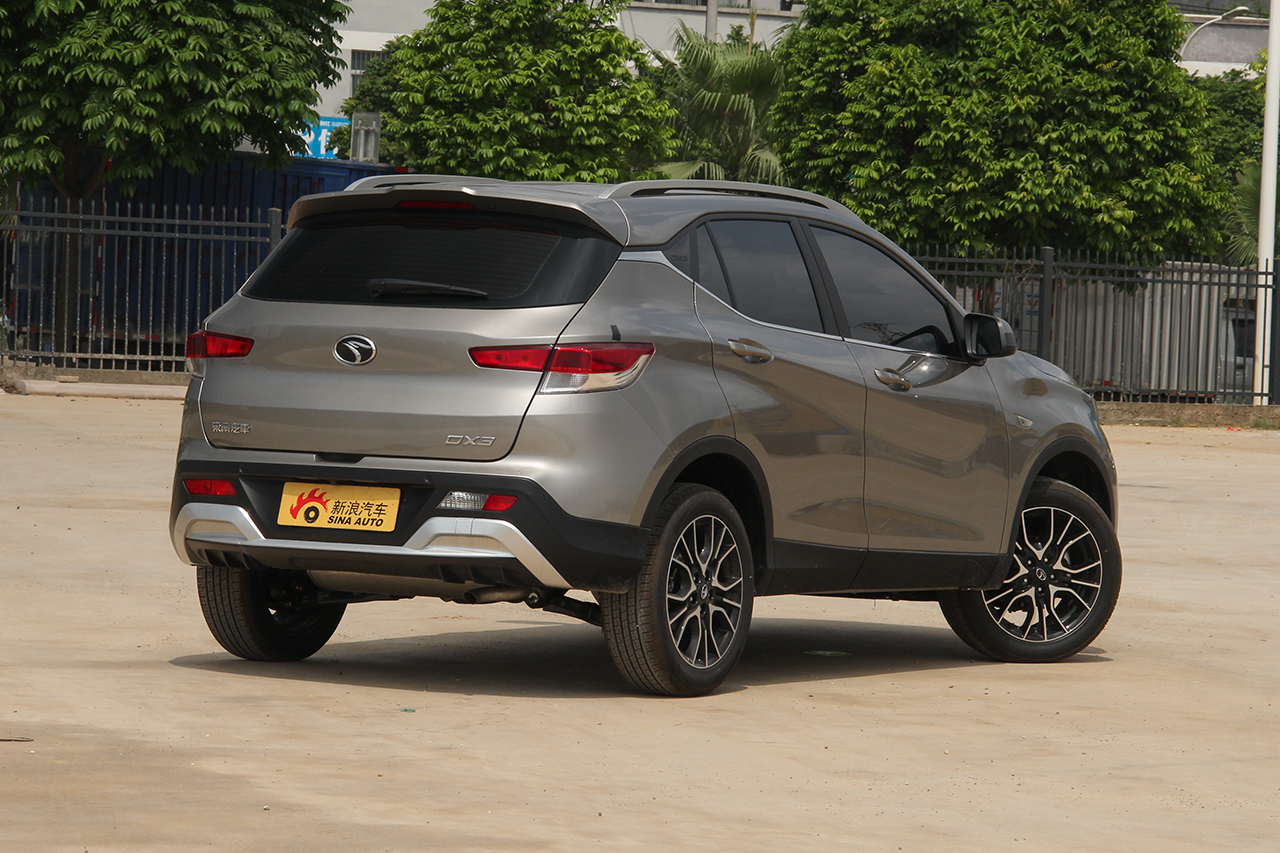 2018款东南DX3 1.5L手动尊贵型