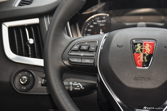 2018款荣威RX5 2.0T 30T自动两驱互联网黑金珍藏版