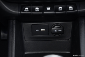 2017款瑞纳1.4L手动天窗版