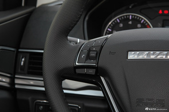 2018款哈弗H6运动版1.5T自动两驱尊贵型红标