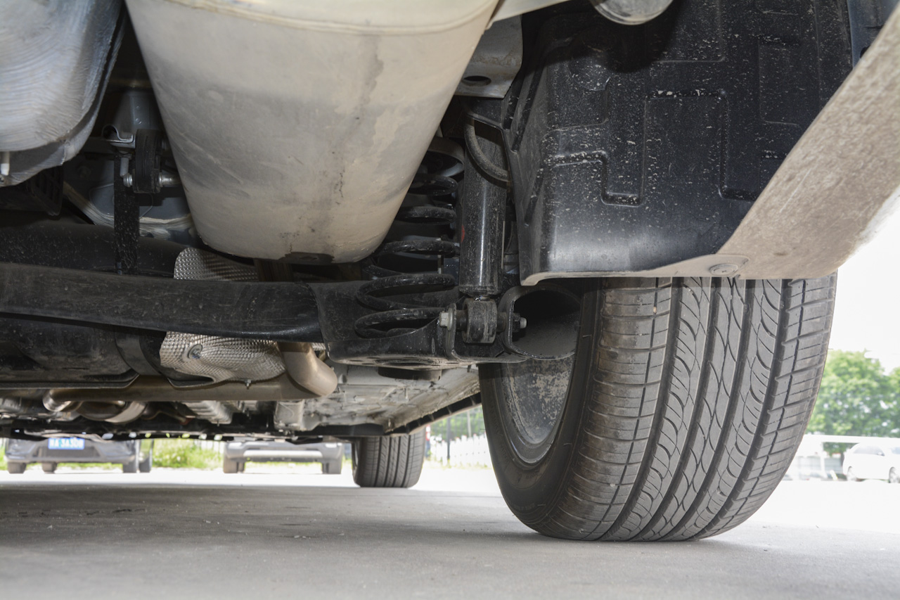 2018款逸动1.6L GDI自动尊尚型 