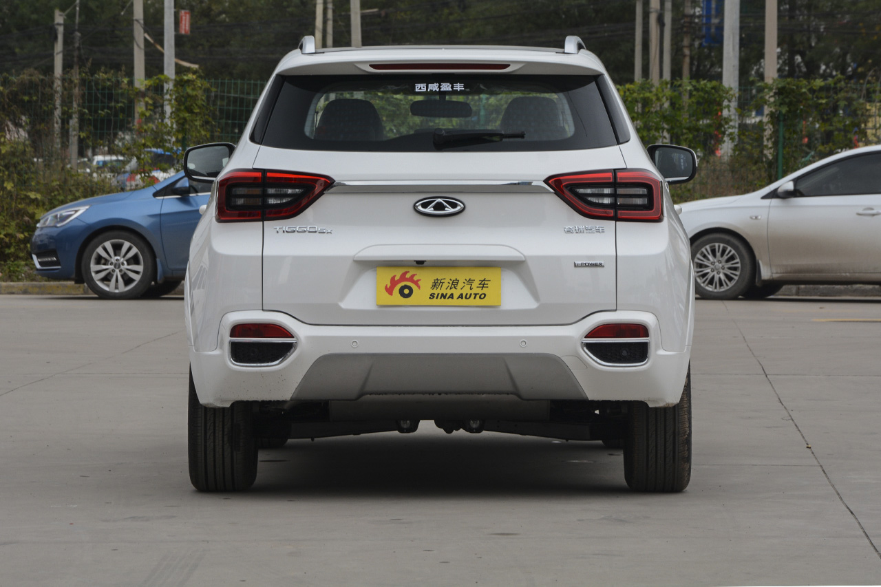 2017款瑞虎5x 1.5T手动精英型