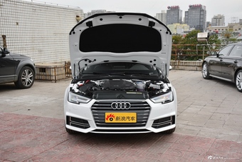 2018款奥迪A4L 2.0T自动30周年年型40 TFSI时尚型
