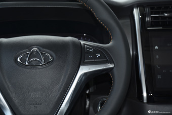 2018款欧尚X70A 1.5L手动豪华型