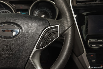 2016款传祺GS5 Super 1.8T自动两驱周年纪念版