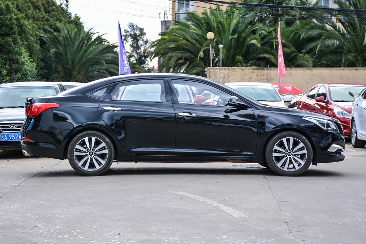 2016款名图2.0L自动LUX至尊型